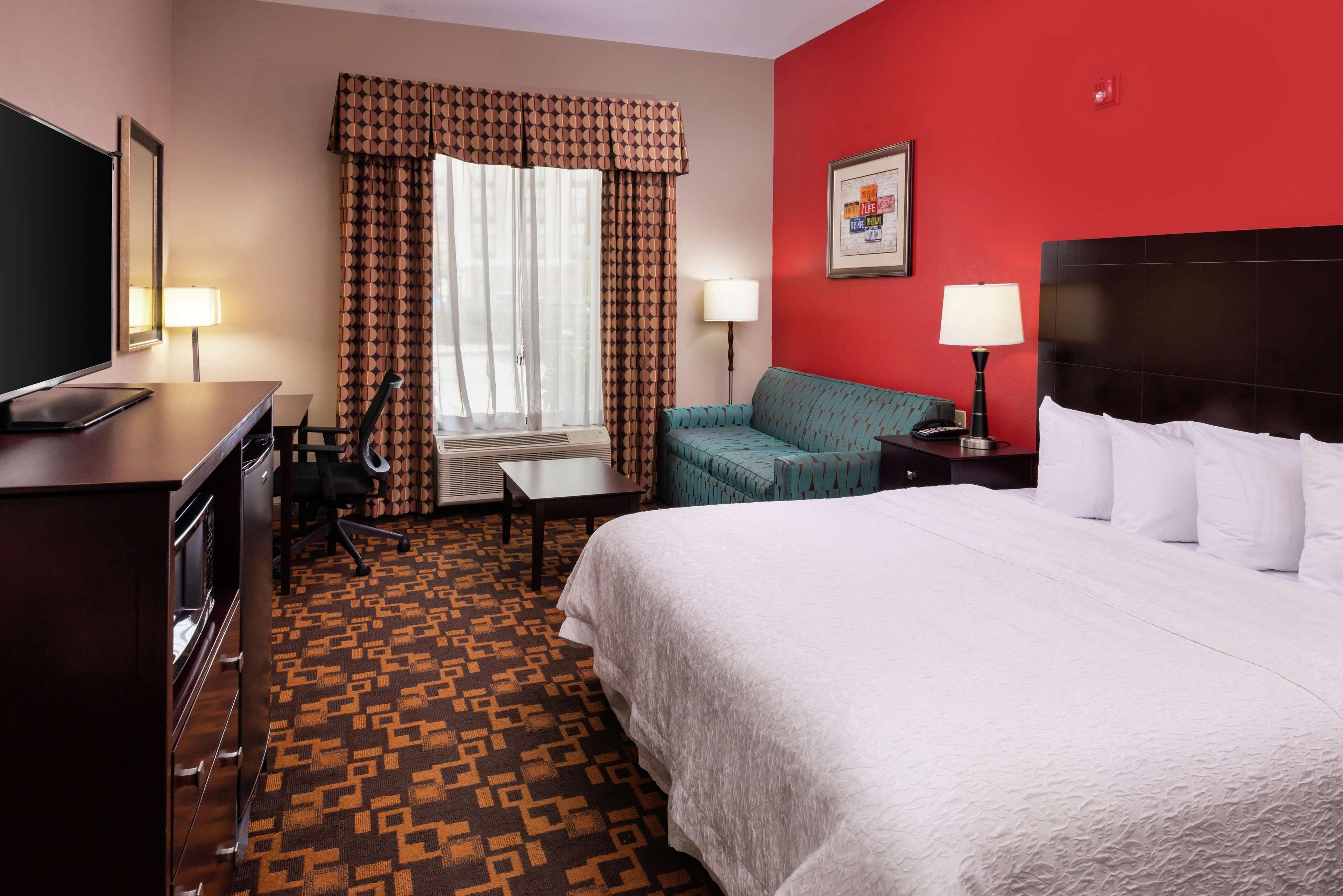 Hampton Inn לפלאס מראה חיצוני תמונה