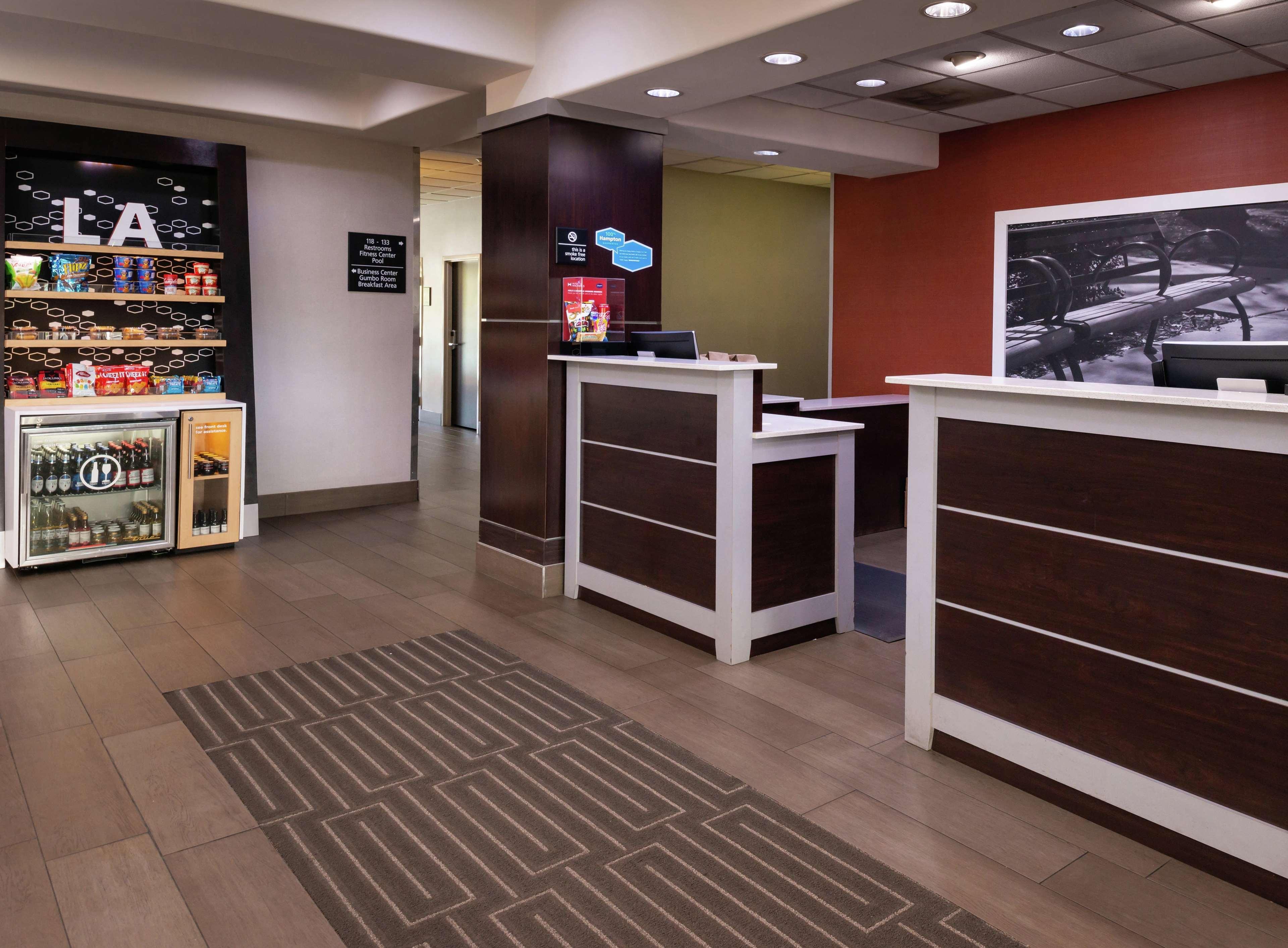 Hampton Inn לפלאס מראה חיצוני תמונה