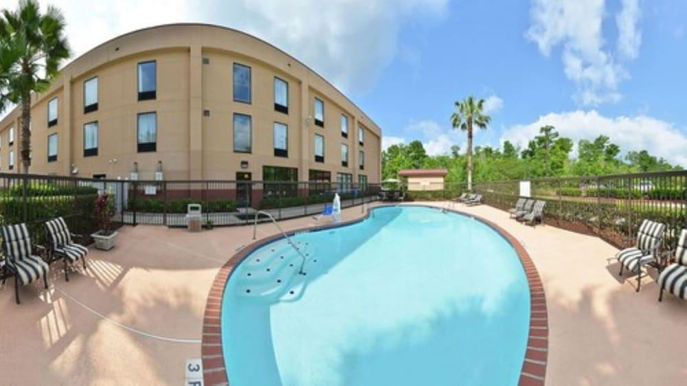 Hampton Inn לפלאס מראה חיצוני תמונה